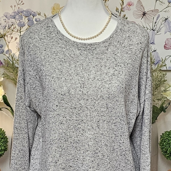 🛑$8🛑 FINAL PRICED ITEM! BUY NOW or BUNDLE TO SAVE MORE! - Picture 3 of 10